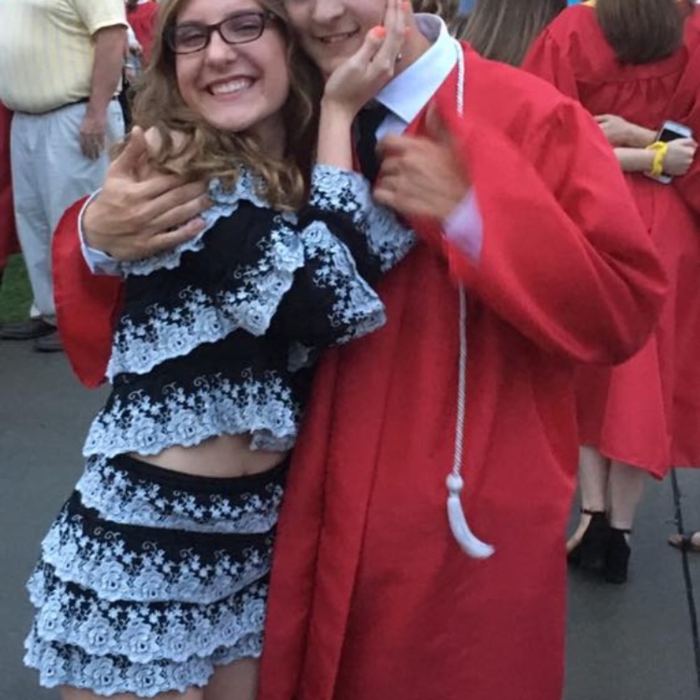 Gianni Bini black/white two piece ruffle set